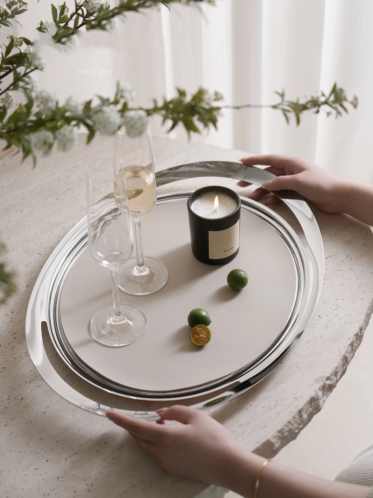 Extravagant Stainless Steel Round Tray Tabletop Storage Hotel Household Living Room Wine Dessert Plate Display Plate Snack Tray