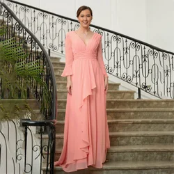 Weilinsha coral chiffon mãe da noiva vestido plissado mangas compridas com decote em v até o chão da festa de casamento convidado formatura vestidos de noite