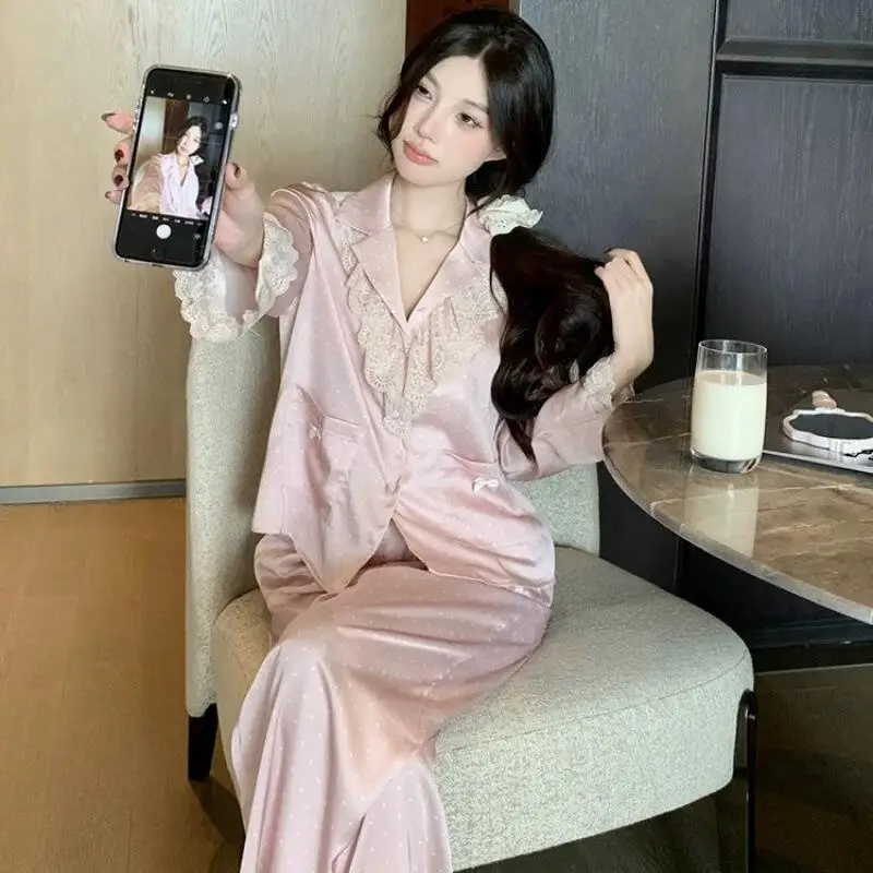 

Весенне-осенние популярные женские пижамы из ледяного шелка с длинными рукавами, сексуальный кружевной комплект, высококачественная легкая роскошная домашняя одежда, новый стиль