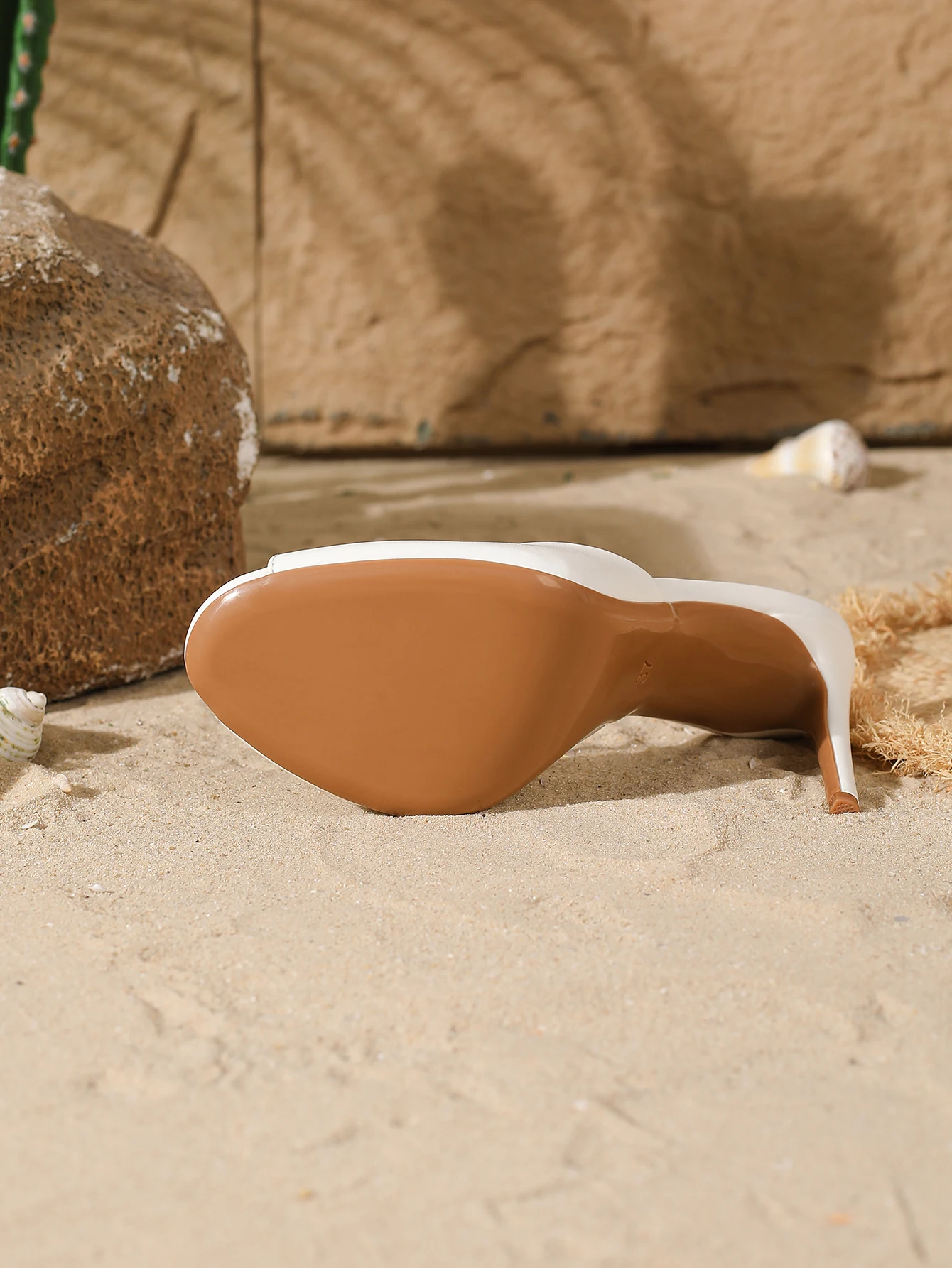 Weiße PU Peeptoe-Slipper für Damen, Stiletto-Absatz, Slip-On-Sandaletten für Hochzeit, Strand und Party – Detail 7