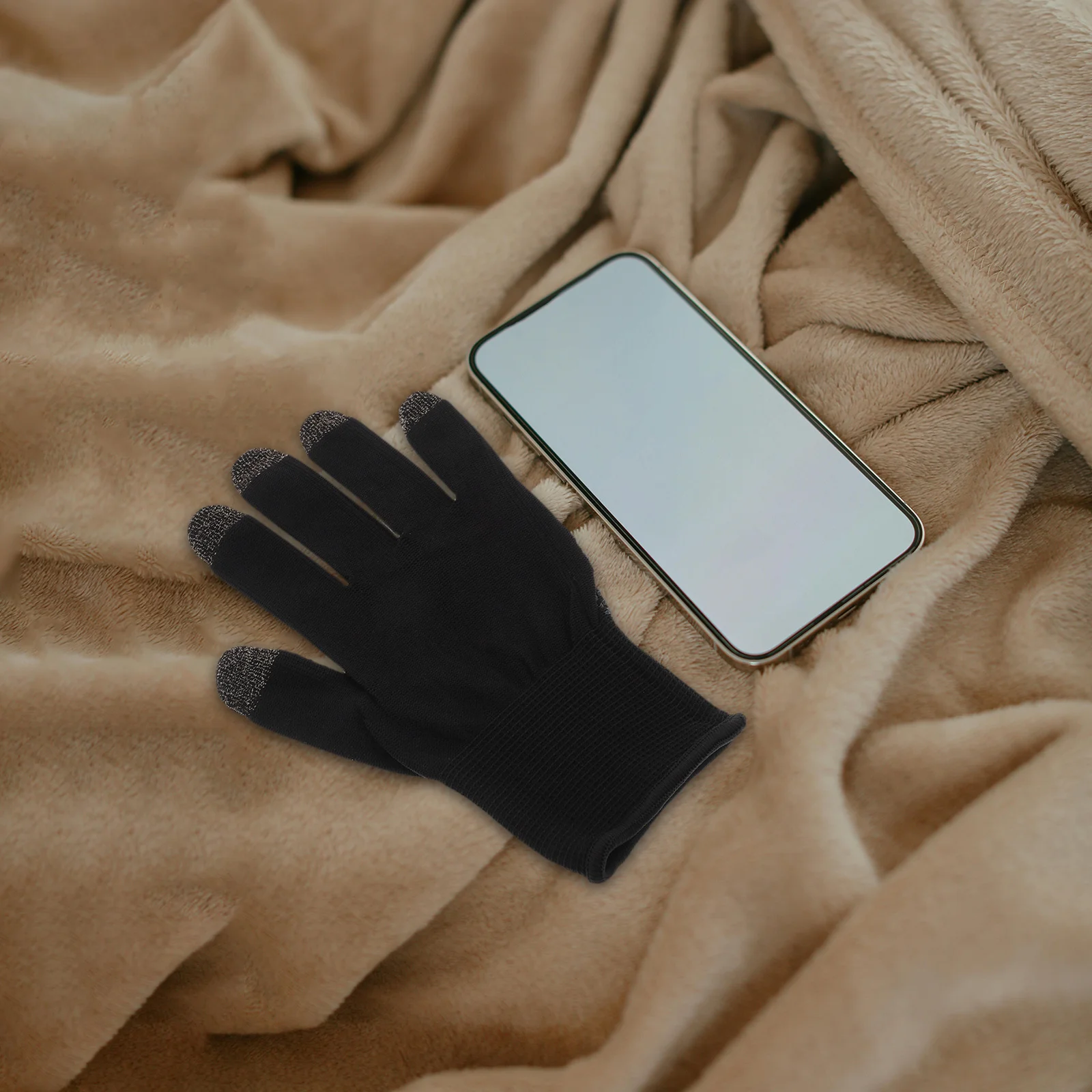 

1 пара ультратонких дышащих игровых перчаток с серебряным пальцем и сенсорным экраном для мобильных телефонов, планшетов, контроллеров