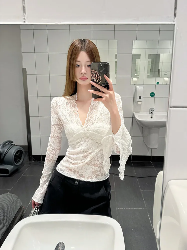 Women's Spring Fall V-Neck Bell Sleeve Lace Blouse Sexy Cropped Tops for Petite Unique Sheer Mesh Long Sleeve Shirts