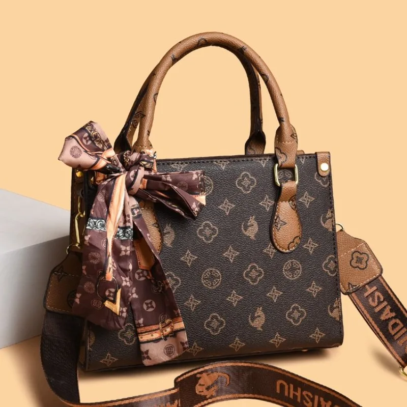 Ladies Diaper Bag Elegant Classic Designer Leather Handbag Shoulder Crossbody Bag Minimalist Commuter