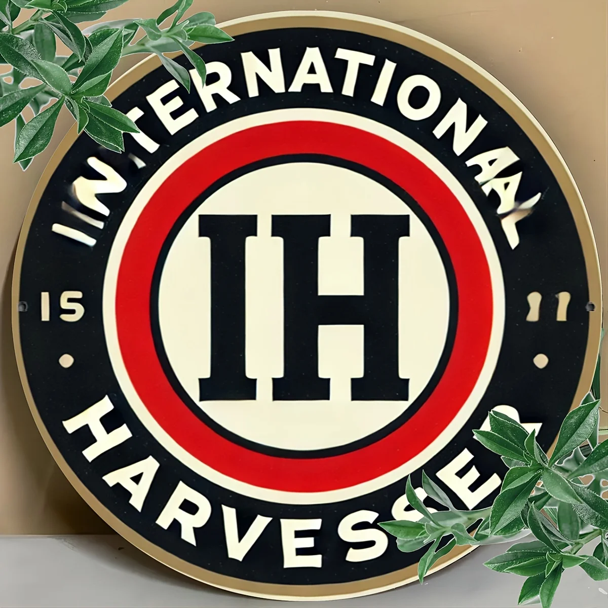2D-Wandkunst – rundes Metall-Blechschild für rustikale Wände, „Harveys“, Vintage-Metall-Rundblechschild, Dekor, Wandkunst, Poster, Geschenk, Plakette f