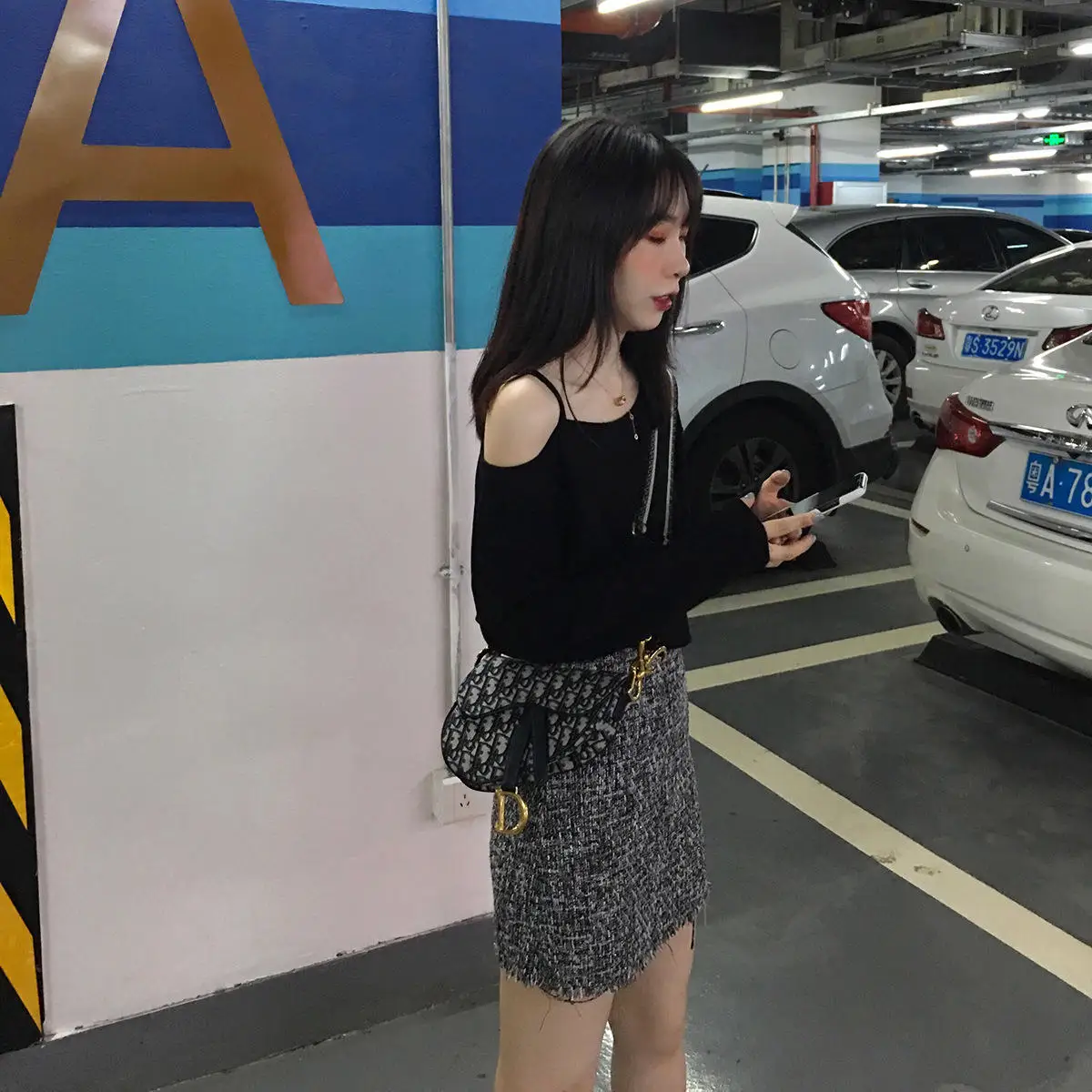 เสื้อยืดแขนยาวผู้หญิง ดีไซน์เปิดไหล่ สำหรับฤดูร้อน ป้องกันแสงแดด สีพื้น เรียบง่าย สไตล์ลำลอง แฟชั่น