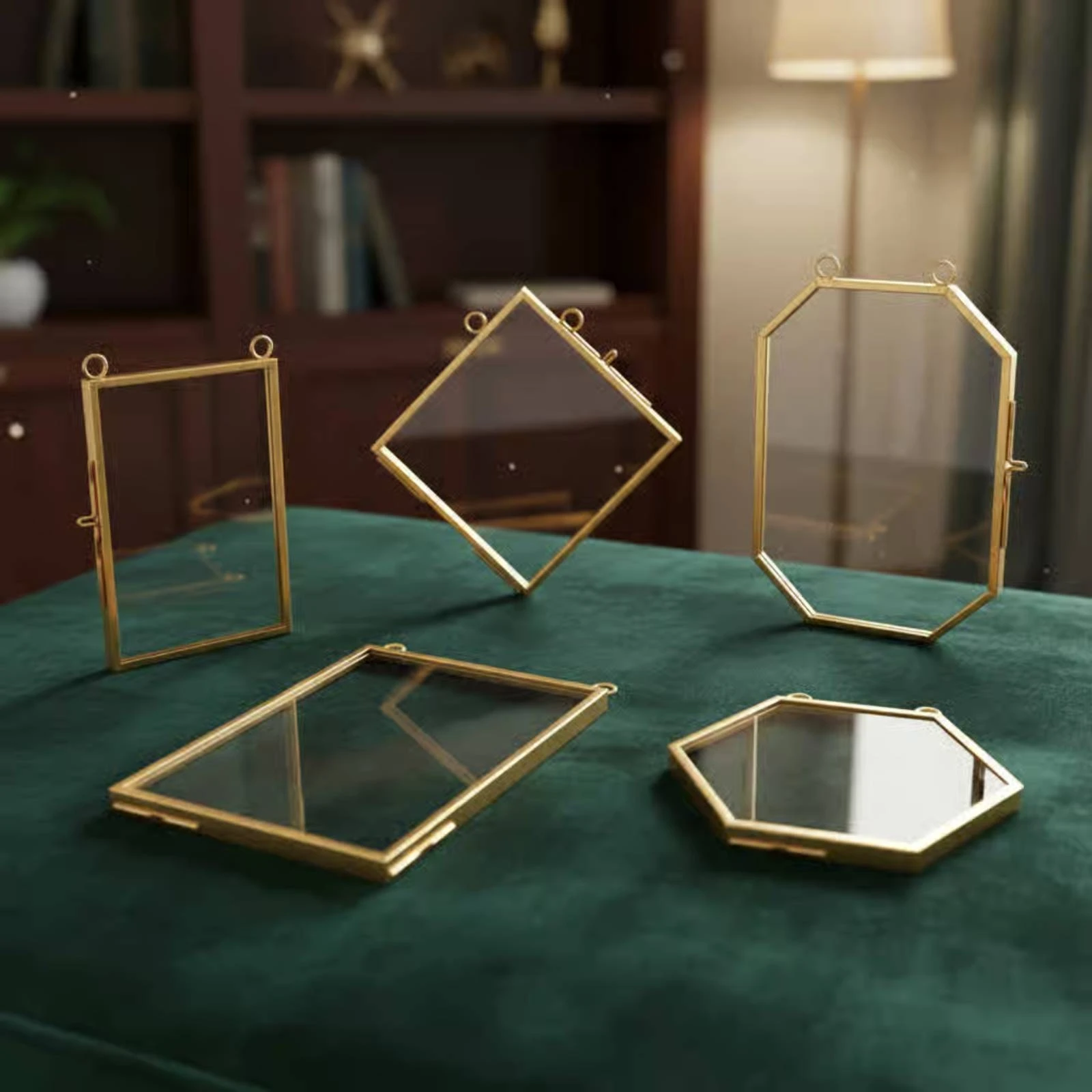 5 Pieces Vintage Glass Art Frame Easy to Display Brass Metal Frame Sturdy