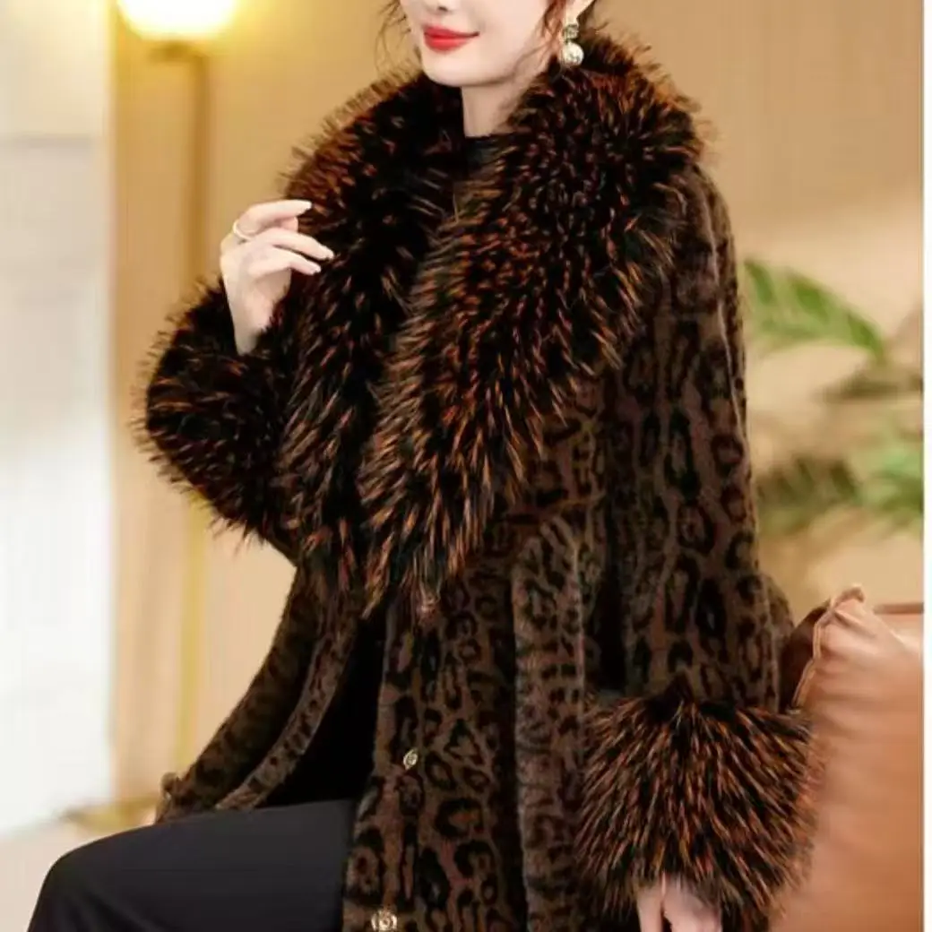 2025 Nieuwe Middellange Herfst Winter Luipaard Print Bontjas Voor Vrouwen Temperament Bontkraag Dikker Overjas High End Bontjas