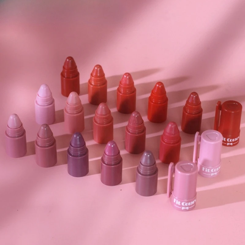 5 IN1 เปลี่ยนสี Lip Balm Combo Kit Moisturizing Non-Stick CUP หลายสีลิปสติกปากกายาวนานกันน้ํา LIPS เครื่องสําอางค์ชุด