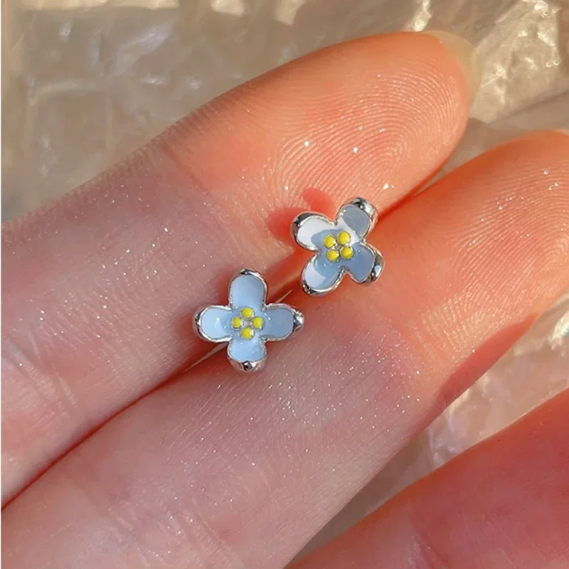 Small Blue Color Lilac Flower Stud Earring for Women Sweet Temperament Mini Jewelry Accessories Wholesale Christmas Day Gift