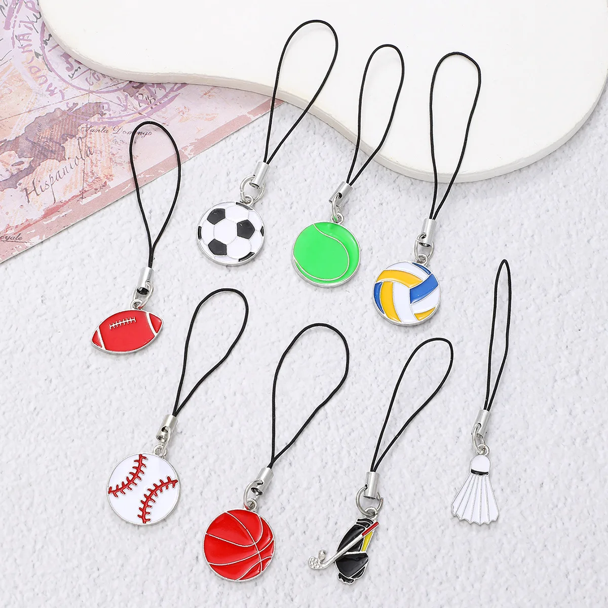 Creative Ball Mobile Phone Chain Basketball Soccer Pendant Keychain Phone Chain New Fashion Sports Keyring Car Hangings 2024