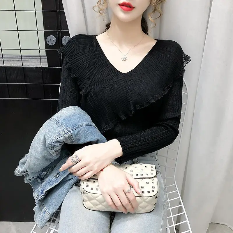 2024 New Summer Elegant Fashion Solid Color Retro Korean Style Aesthetic Office Lady Lace Splicing V Neck Long Sleeve Y2K Tops