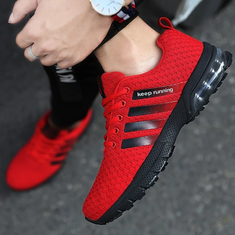 Men White Sneakers Shoes Breathable Anti Slip Hiking Shoes Low Top Air Cushioned Men's Running Shoes Casual Shoe Tenis Masculino