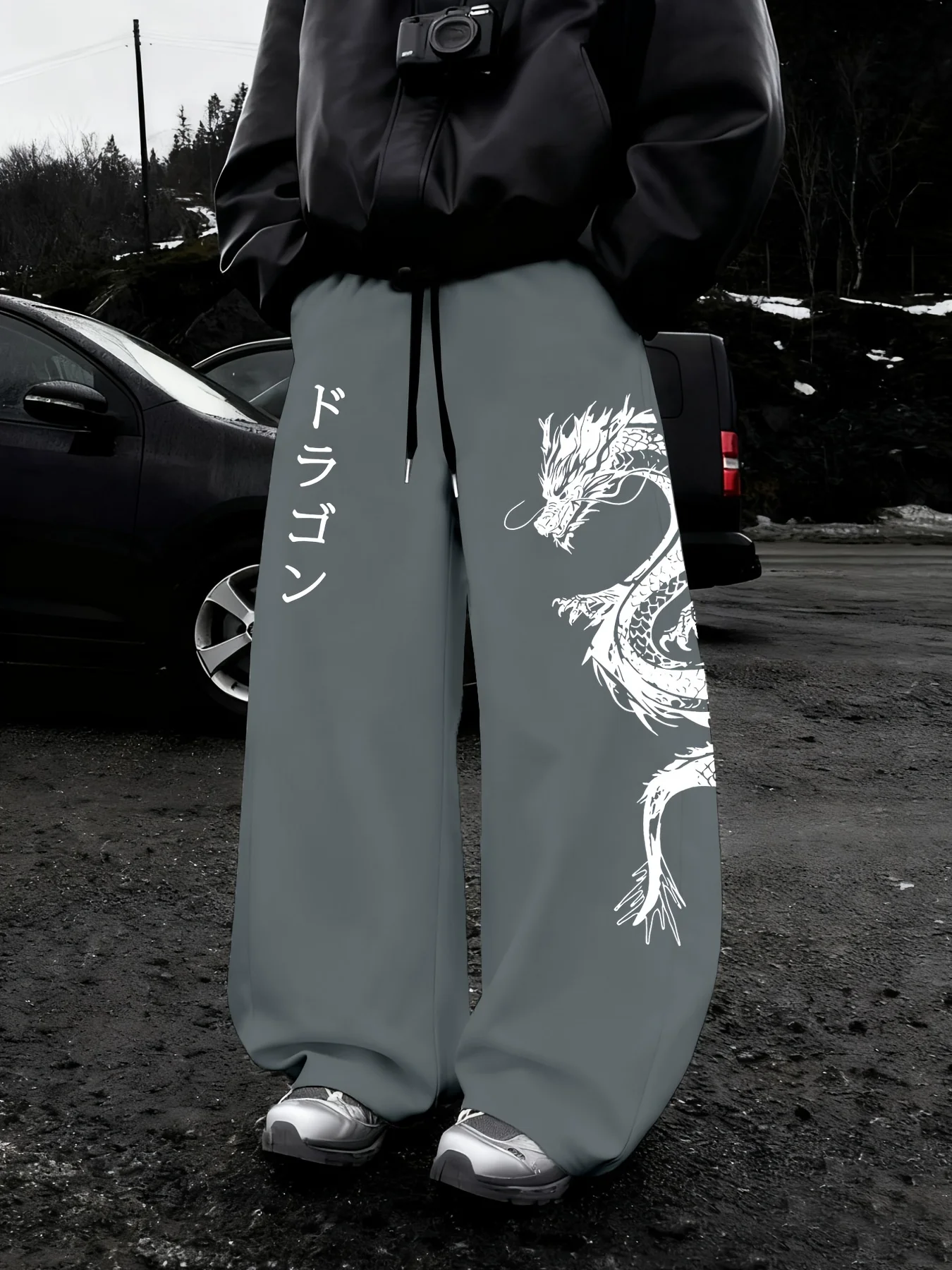 

Мужские удобные, универсальные и модные спортивные брюки свободного кроя на шнурке, подходящие для активного отдыха весной и осенью