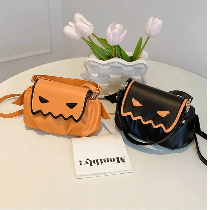 Pumpkin Crossbody Bag Pumpkin Shoulder BagHalloween Bag PU Leather Demon Messenger Bag Halloween Shopper Bag Versatile Niche Bag