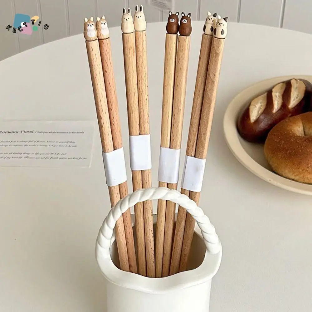 

1 Pair Dinnerware 3D Animal Chopsticks Non Slip Wood Sushi Chopsticks Hand-carved Chinese Chopsticks Gift