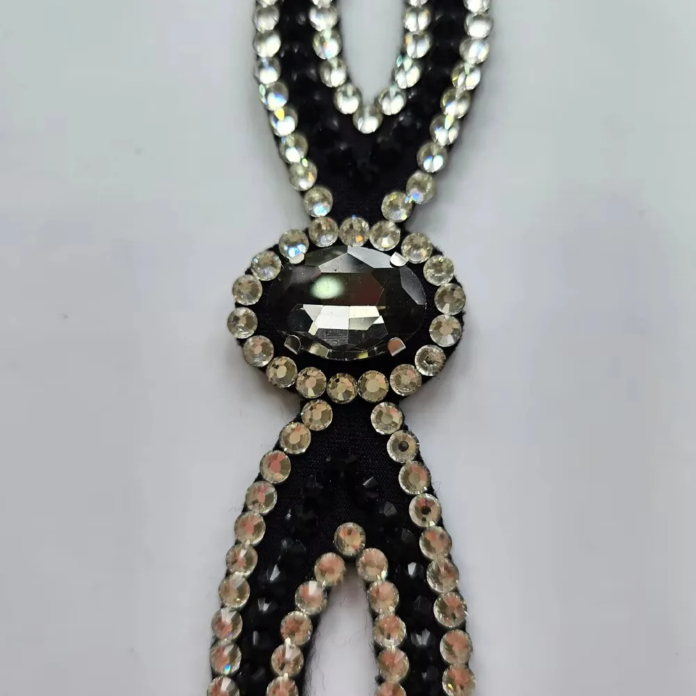 Stonefans Vintage Ballroom Bracelet Chain Belly Dance Wrist Decoration Exquisite Boho Black Rhinestone Open Bangle Performance