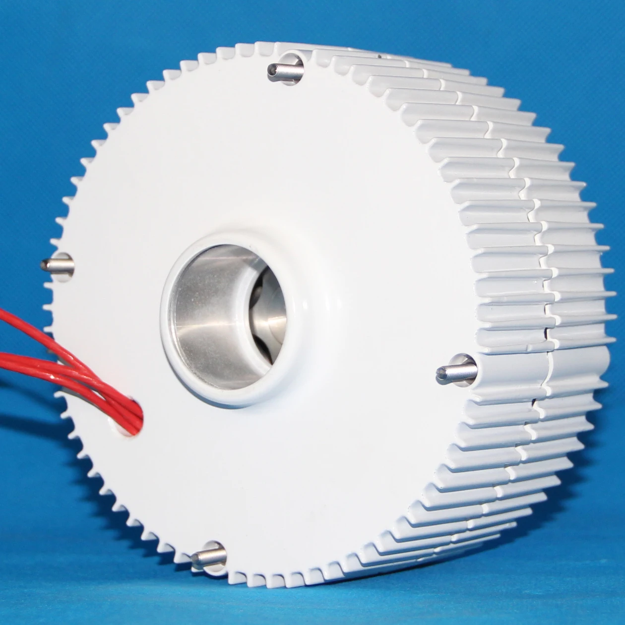 New Energy Wind Generator And Turbine Low Speed 600W 12V 24V Gearless Permanent Magnet Generator