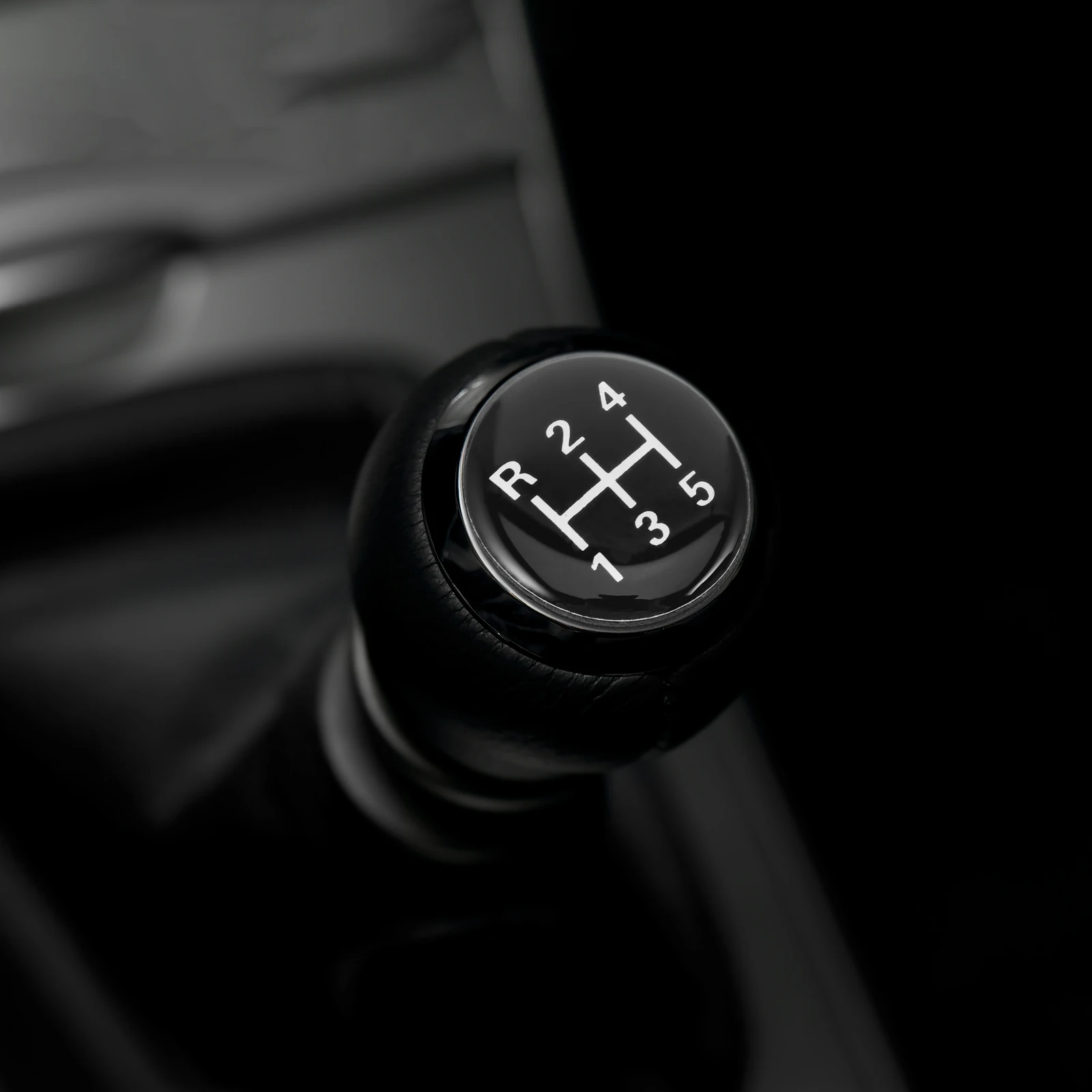 

5-Speed Universal Car Gear Shift Decal Epoxy Durable Antislip Manual Transmission Sticker Patch Decorative for Trucks