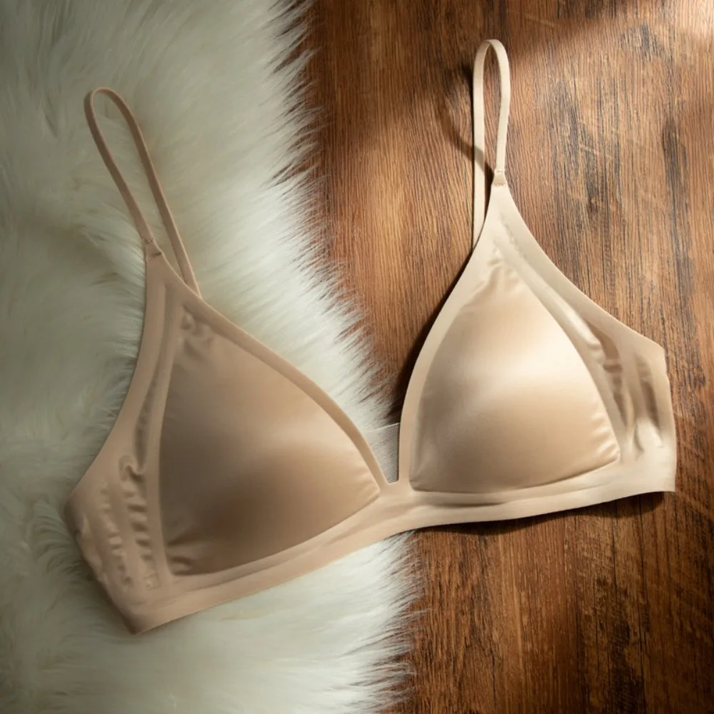 

Simple Thin Satin Wireless Deep V Bra Close-fitting Shockproof Push Up Underwear Adjustable Lingerie Seamless Bras Yoga