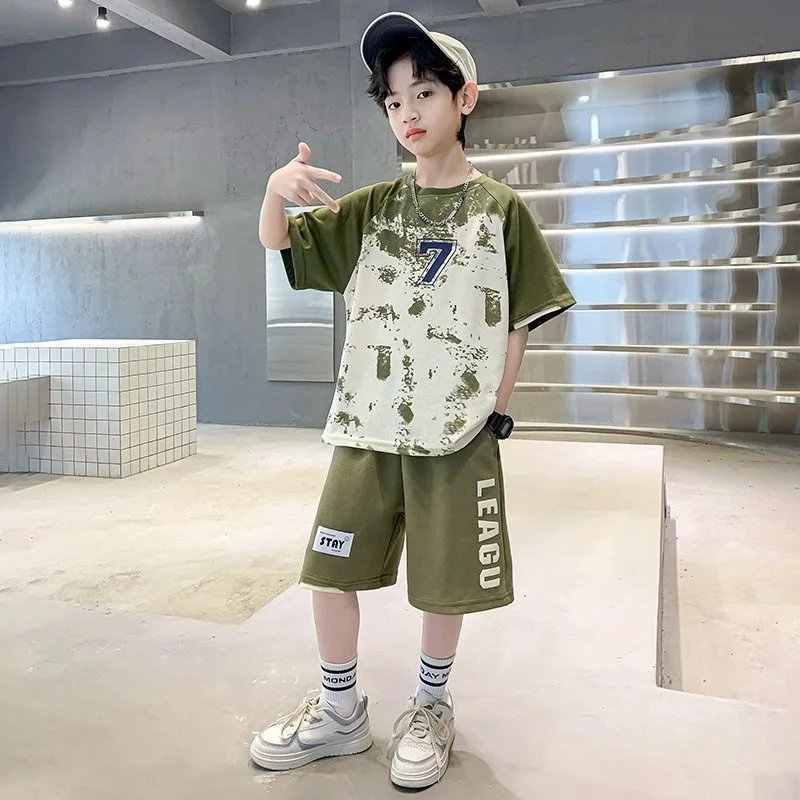 

Boys Sets Children Trendy Street Summer Suits 2026 New Kids Casual Short-Sleeve Clothes Teenager Printed Top+Shorts 2Pcs Outfits