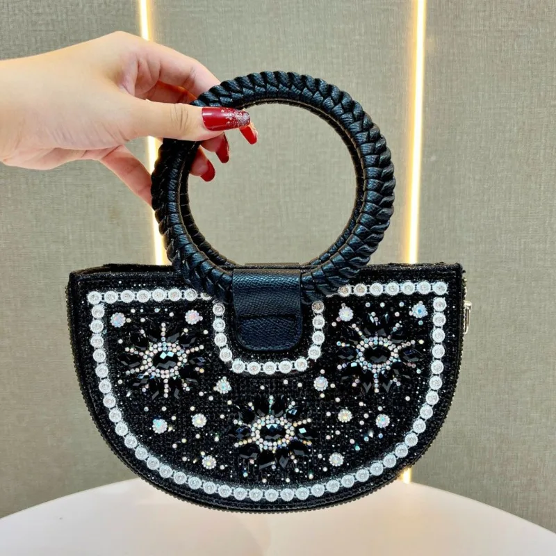 New High-end Banquet Bag Fashionable and High-quality Diamond Inlaid Women's Handbag Solid Color Versatile Women's Chain Bag