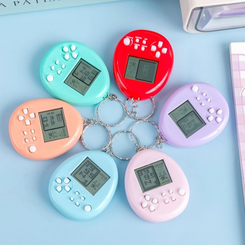 Macaron Color Mini Brick Game Keychain Portable Handheld Electronic Game Console Nostalgic Pocket Toy Gift For Christmas