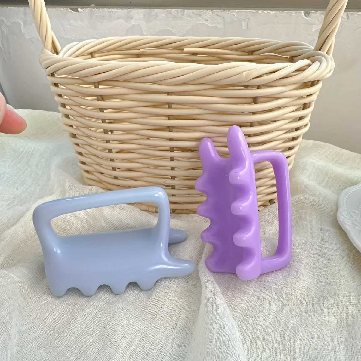 Handheld Massage Tool for The Whole Body, Featuring Dual Leg Push, Gua Sha, Acupressure Pen, And Meridian Release Board