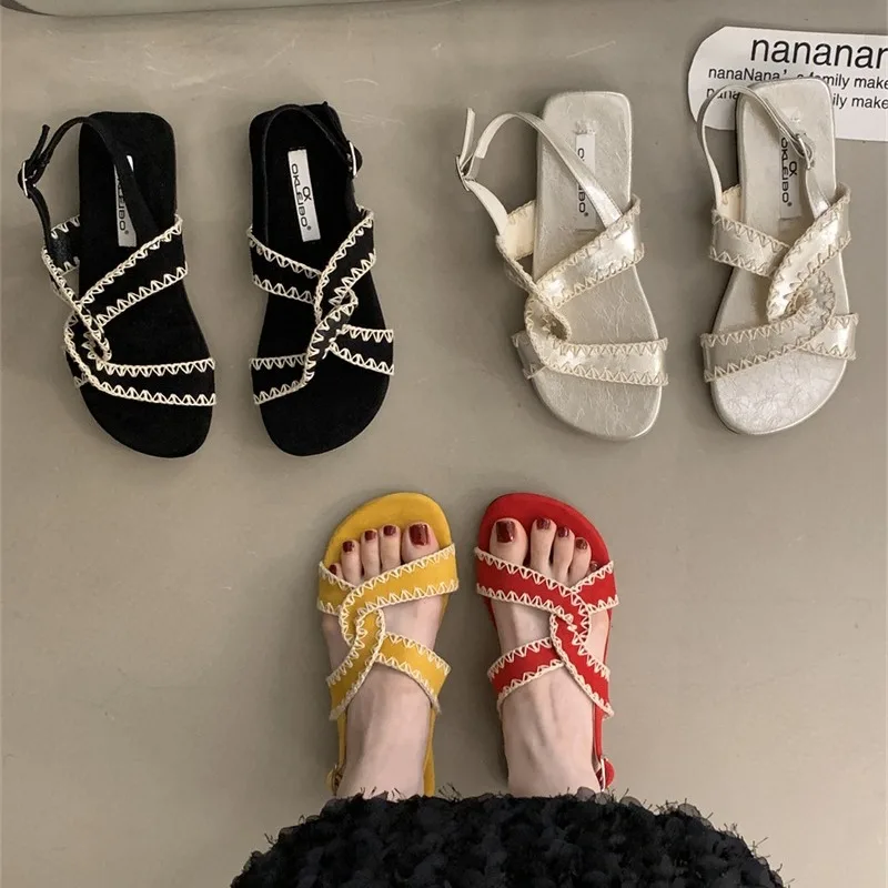 

Новинка 2023 года, женские сандалии, летняя мода, простой дизайн, сандалии на плоской подошве, повседневная удобная вечерняя женская обувь Sandalias De Mujer