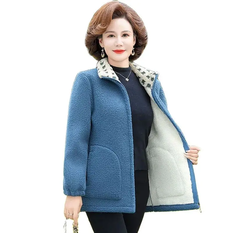 Autumn And Winter Fashion Lambswool Coat Middle-aged And Elderly Loose Double-sided Velvet Super Thick Warm Cotton-Padded Coat.