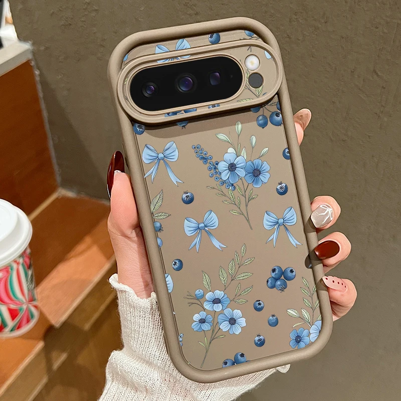 Handyhülle mit Blumen-Blaubeer-Schleife-Aufdruck für Google Pixel 10 9 7 8 Pro 9A 8A 7A Pixel 9 10 Pro XL, stoßfeste einfarbige TPU-Abdeckung