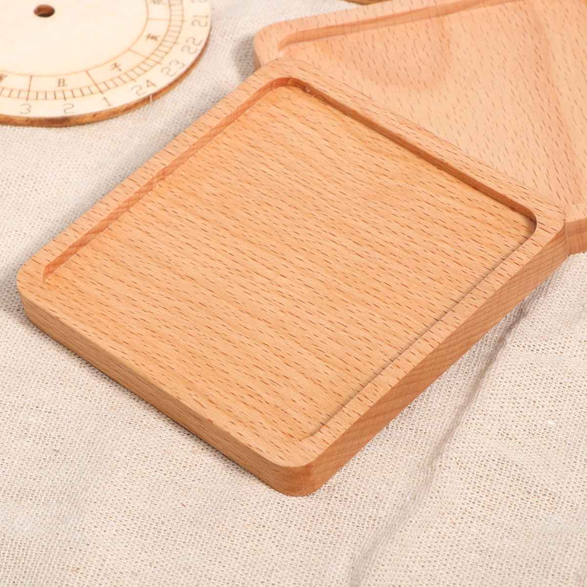 

2Pcs Stylish Wooden Coaster Non-Slip Insulation Mat Eco-Friendly Table Protection for Wedding Party Banquet Beech Square Groove