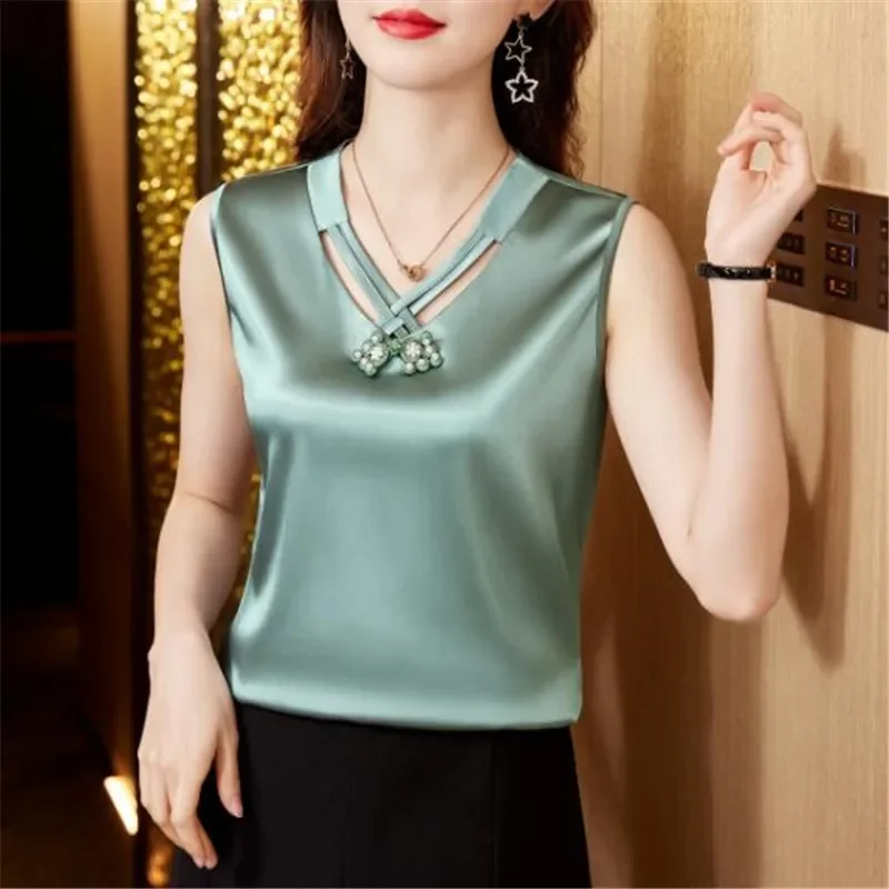 2024 Summer V Neck Solid Beaded Shirt Fashion Sleeveless Satin Blouse for Woman Loose Casual Silk Top Blusas Elegant