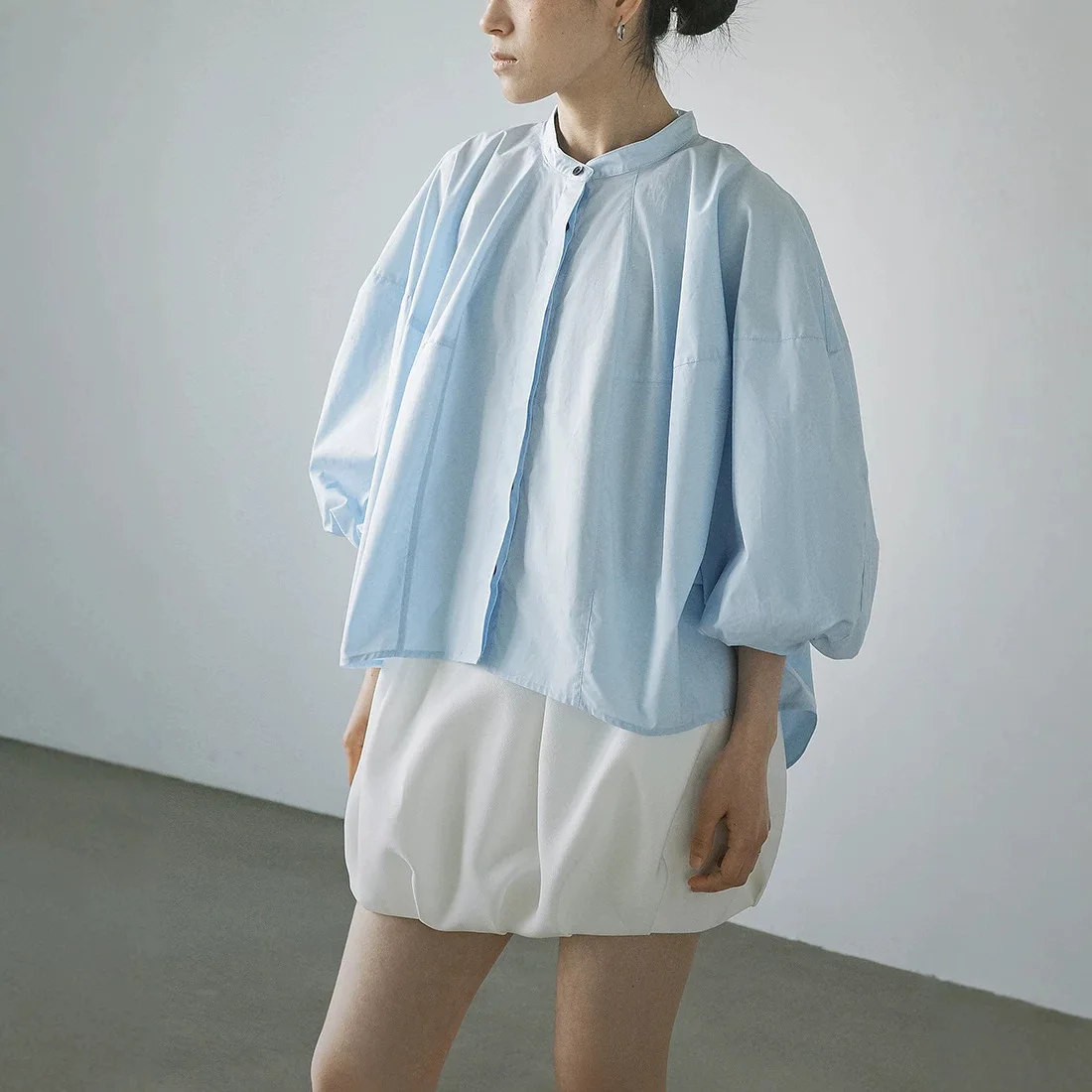

Gagarich Japanese Spring Summer Vintage New Style Puff Sleeve Shirt Women Loose Slim-fitting Design Niche Commuting Blouse Top
