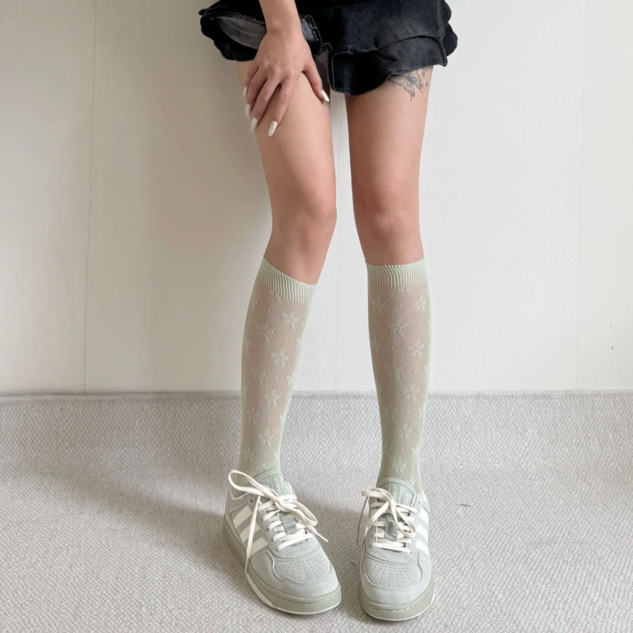 Women's Socks Spring And Summer Harajuku Fashion Funny Fresh Lace Floral Solid Color Simple Mesh Breathable Calf Socks For Girl