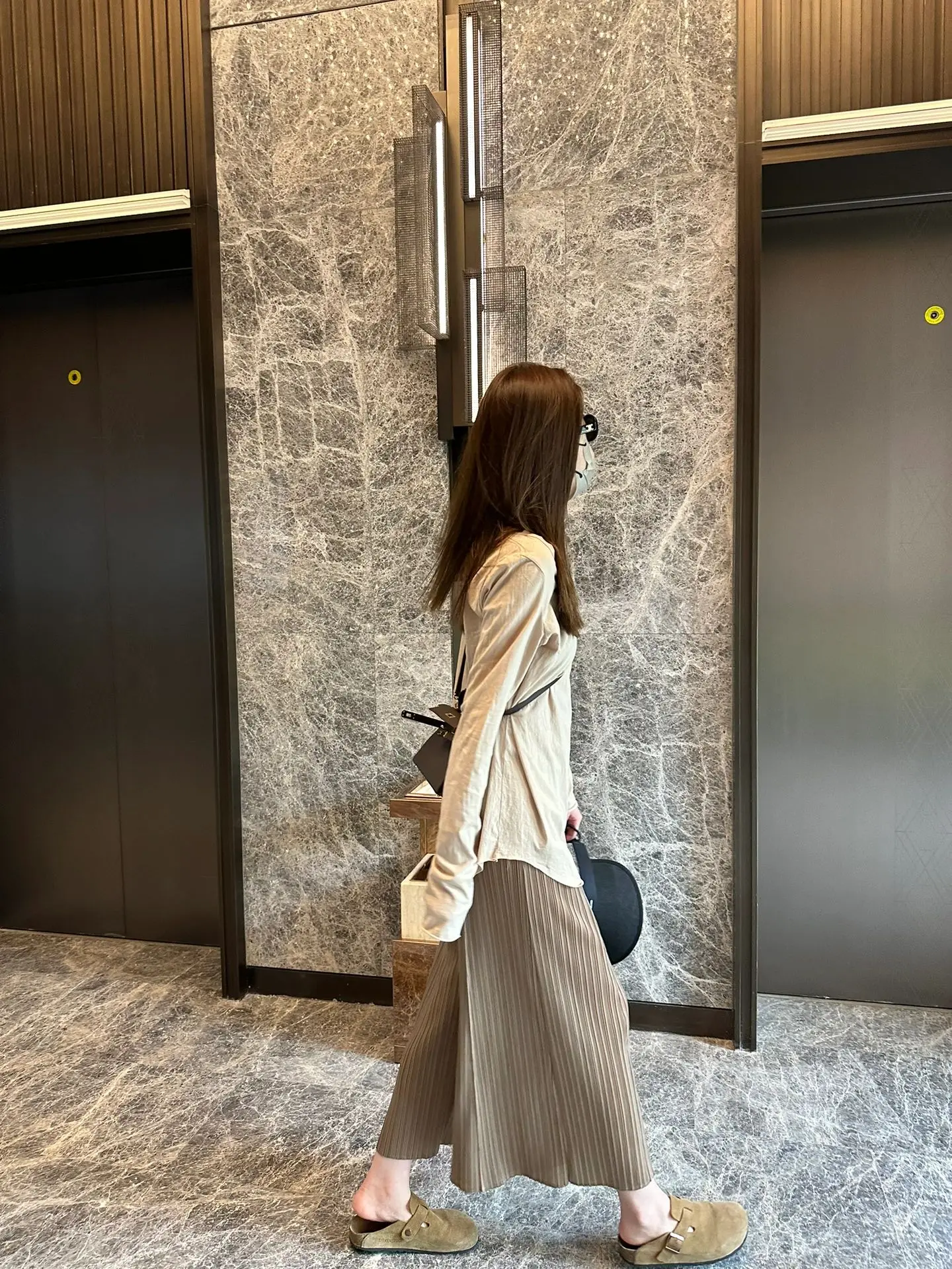Casual High Waist Wide Leg Pants Pleated Design Summer New Style Elegant Drapey Multi-Functional Slimming Effect Fashionable