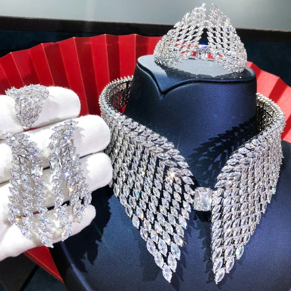 

Soramoore New Luxury Flexible Feather Jewelry Set Earrings Necklace Bangle Ring 4 PCS Women Wedding Jewelry New Trendy HOT