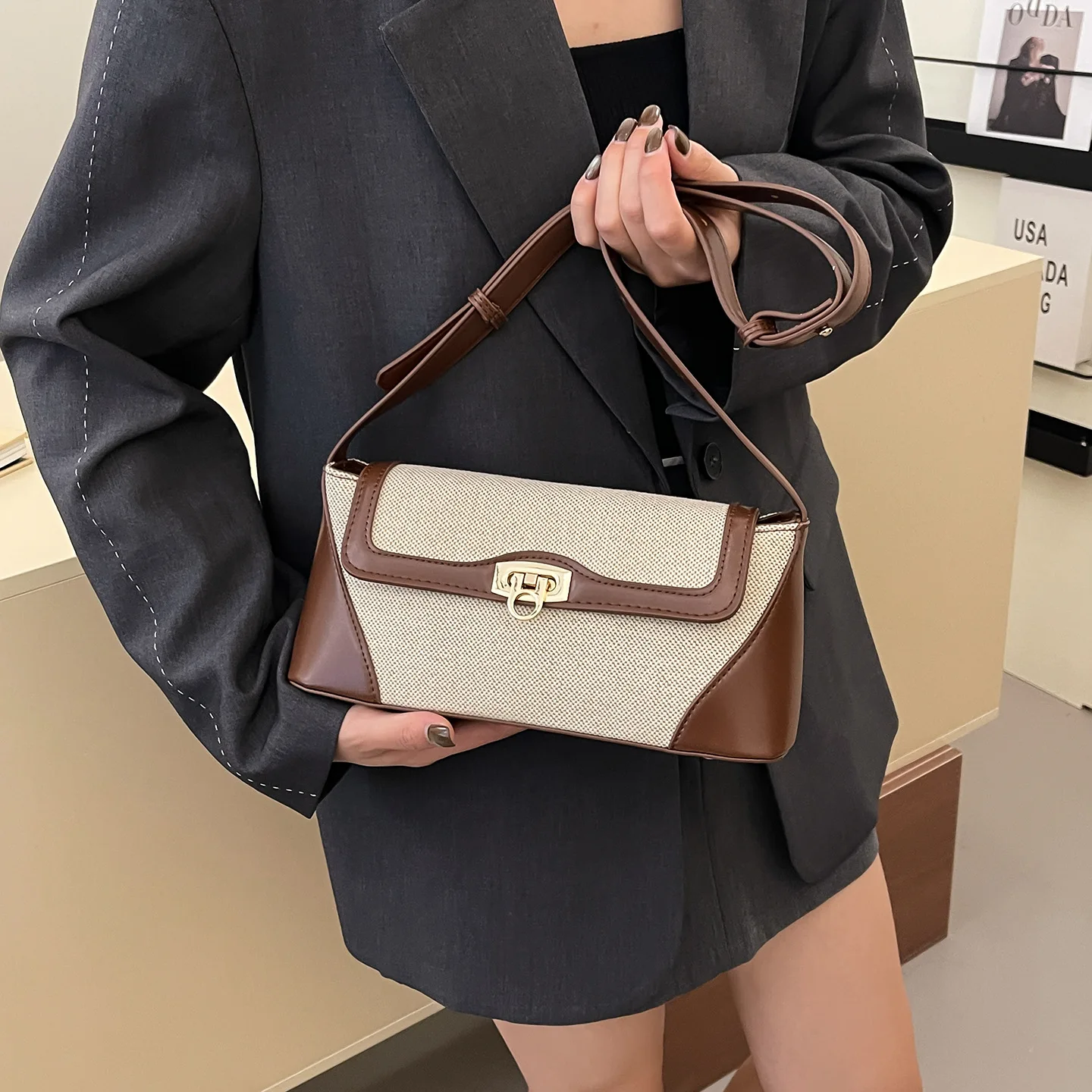 2025 المرأة حقيبة مربعة صغيرة خمر تحت الإبط محفظة كروسبودي جلد طبيعي حقيبة كتف متعددة الاتجاهات للعمل والمواعدة غير الرسمية #2