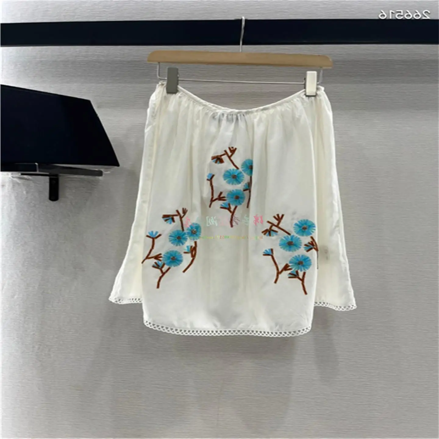 

Sparkly Midi Skirt with Embroidered Flowers, A-Line Summer Dress for Women, Trendy Pleated Fashion 2025