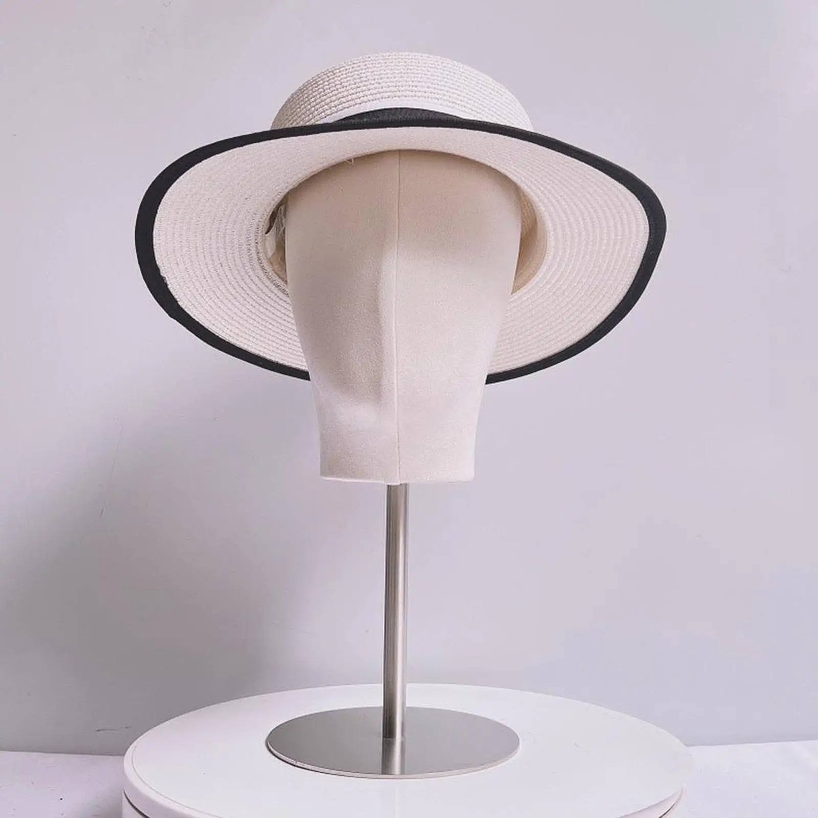 

Hat Display Rack Wig Display Stand Stable Base Professional Hat Caps Display Holder Mannequin Head for Headband Shopping Mall