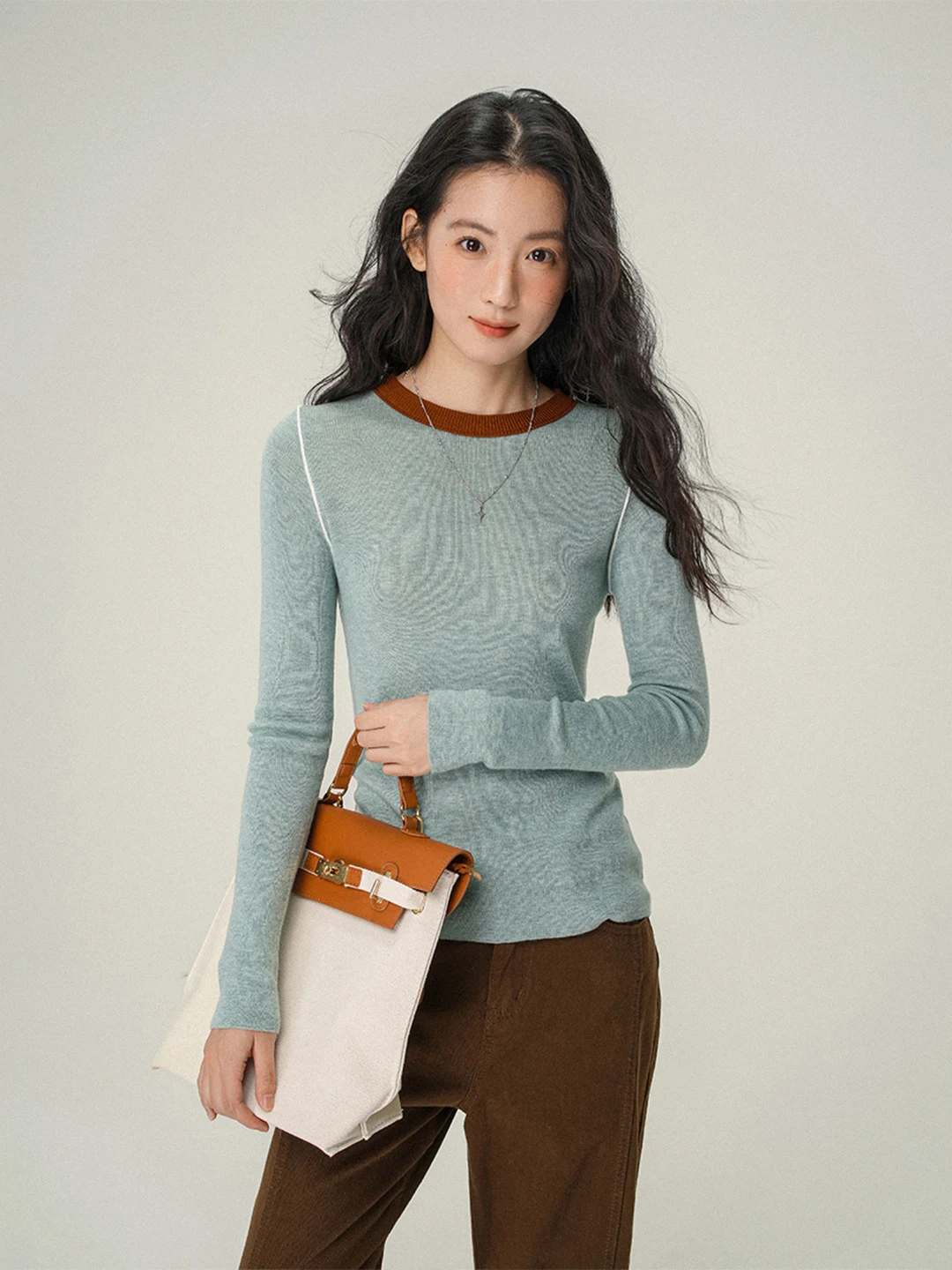 

Korean Style Long Sleeve round Neck Knitted Sweater Women's Base Layer Color Block Design Autumn Winter Beautiful Innerwear Top