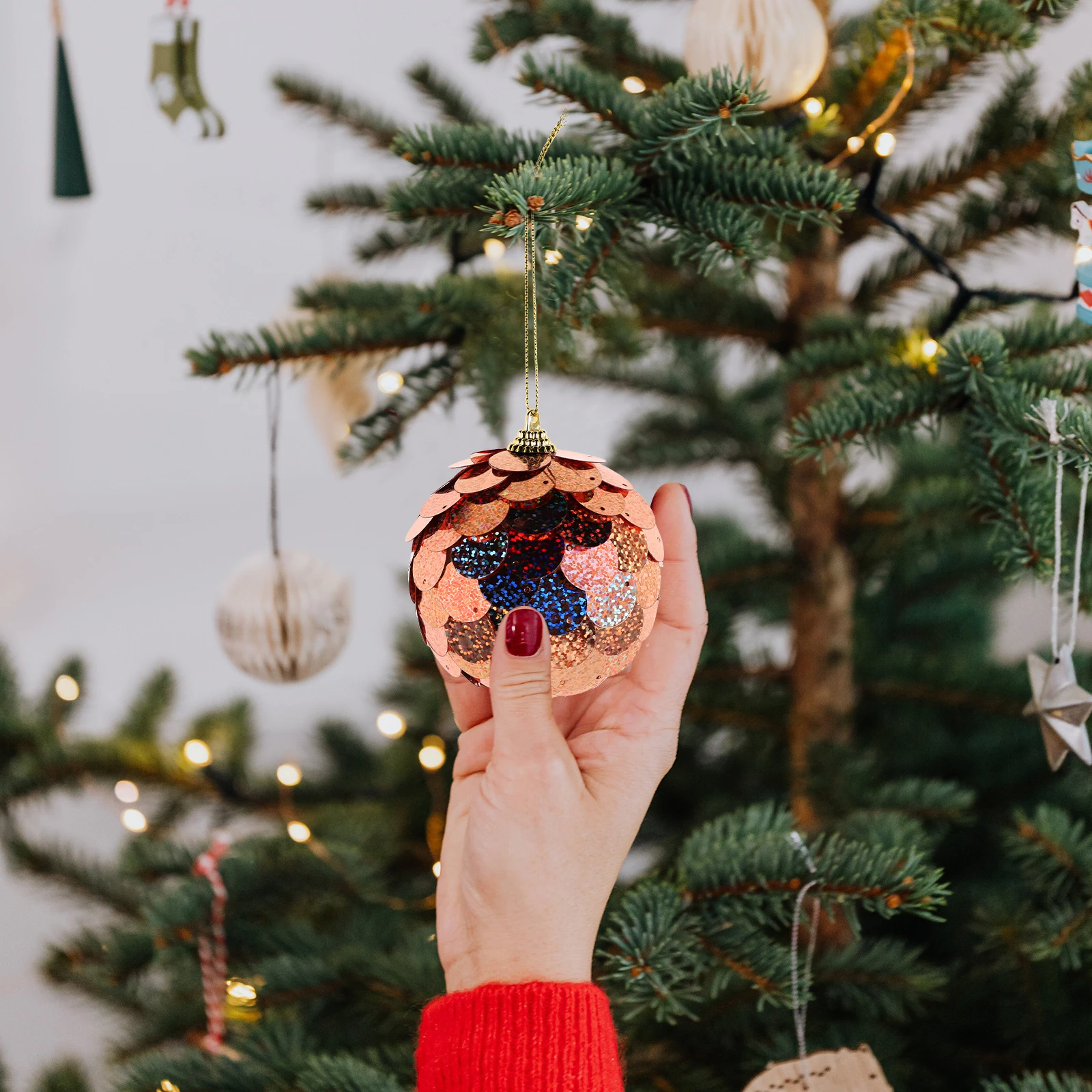 

Sequin Ball Ornaments Shatterproof Hanging Baubles for Christmas Tree Holiday Party Decorations Bubble Ornaments