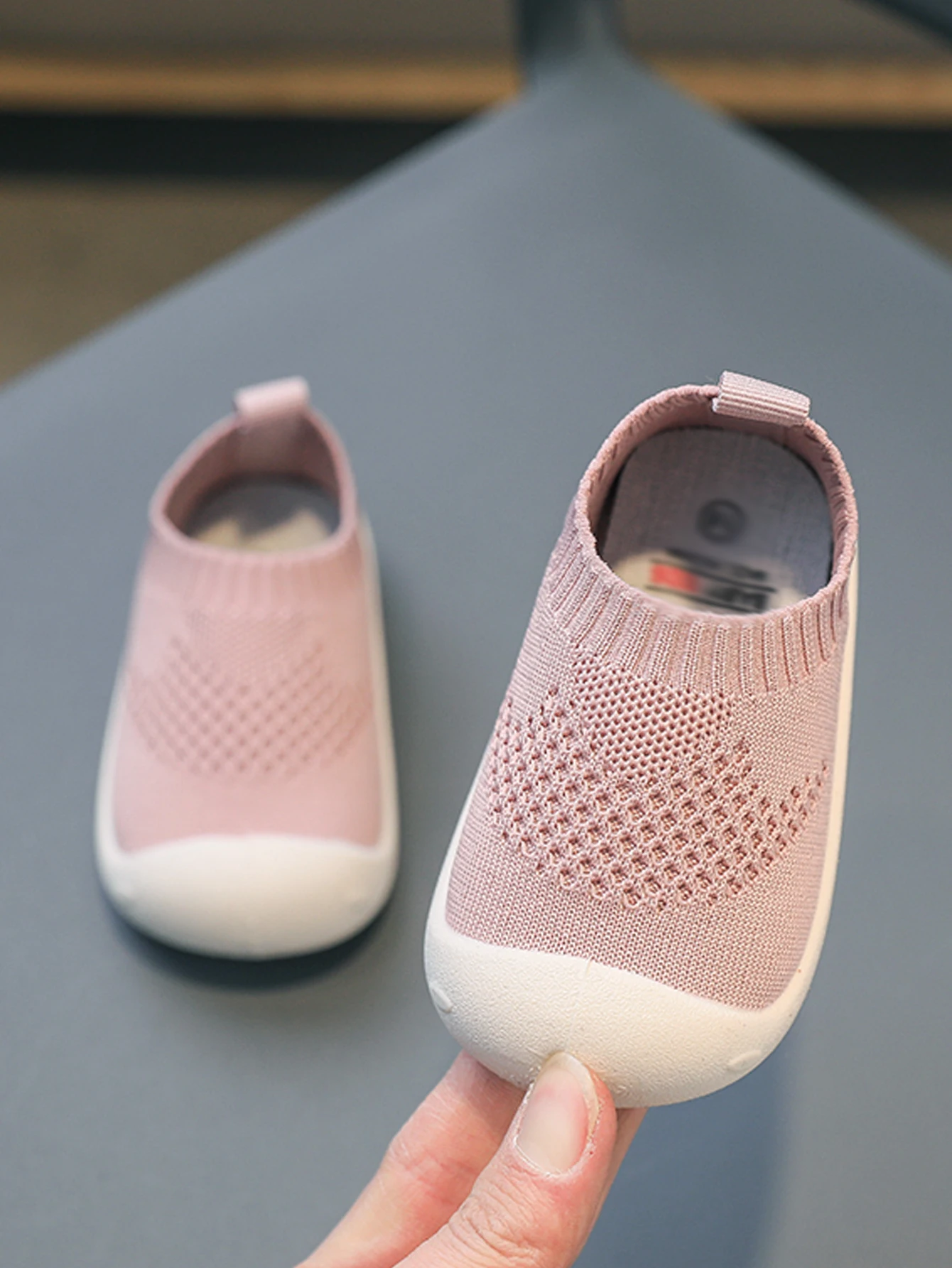 Spring Summer Unisex Toddler Slip-on Shoes Baby Girls Boys Casual Mesh Sneaker Soft Bottom Anti-slip Baby 0-3T First Walker