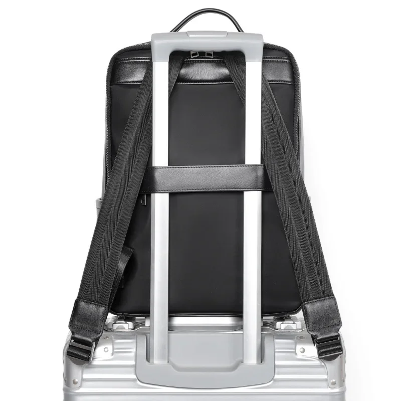 Ransel Pria Kulit Asli Kulit Sapi Alami Merek Baru 2025 Tas Shoolbag Kapasitas Besar Mode Tas Komputer Ransel Laptop Anak Laki-laki