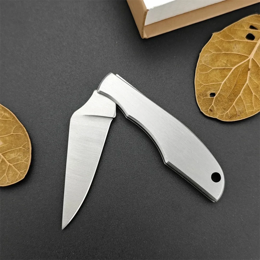 C137 Stainless Steel Pocket EDC Knife 440C Blade Lightweight Outdoor Hunting Survival Self Defense Mini Folding Knives