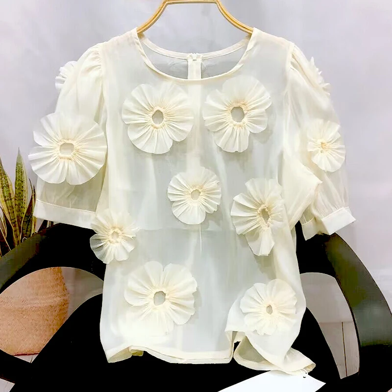 Blusa de gasa fina con flores tridimensionales para mujer, camisa de manga corta abombada con cremallera trasera, novedad de verano 2024