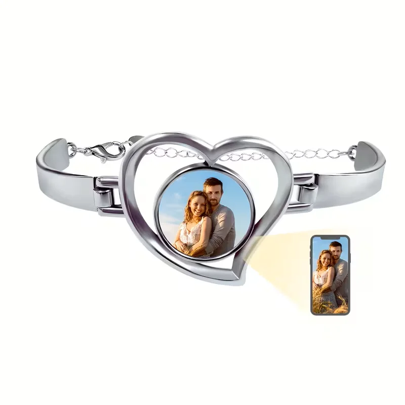 

Custom bracelets, custom photo bracelets, and custom gifts, specially made for girlfriends, mothers, best friends and sisters