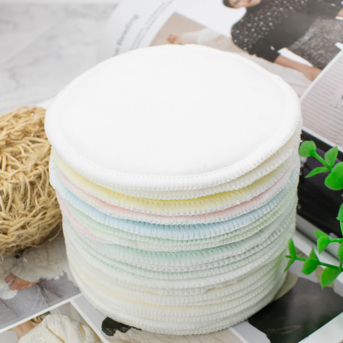 14Pcs Organic Reusable Nursing Pads, Washable, for Breastfeeding & Leaking Random Color