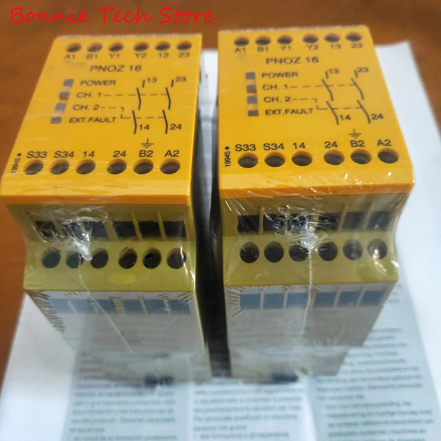 774066 for PILZ Safety relay (standalone), PNOZ 16 230VAC 24VDC 2n/o