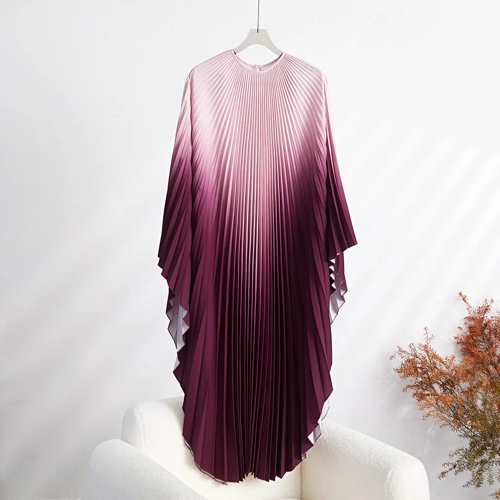 Gradient Color Pleated Dress 2024 New Foreign Trade High-end Sense Temperament Evening Dress High-end Women's Clothing