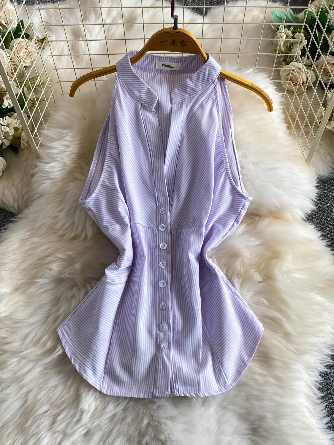 Slimming Stripe V-Neck Sleeveless Shirt Women's Summer Casual Fashion Commute Style Loose Fit H-Shape Vest Single Button Closure